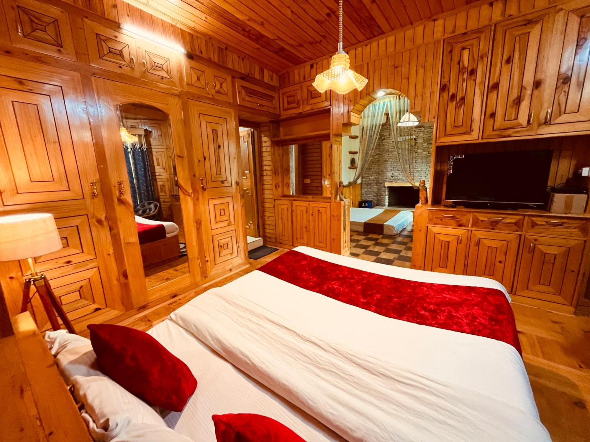 Woods Villa Cottages Manali - 1,2,3,4 Cottages & Villas Available In Manali With Scenic Mountain View Exterior foto